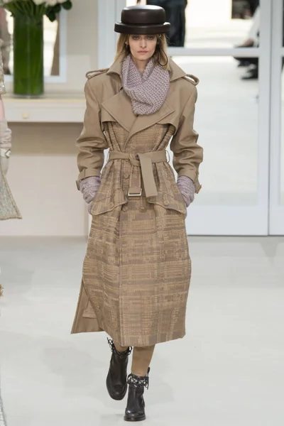 Look 71